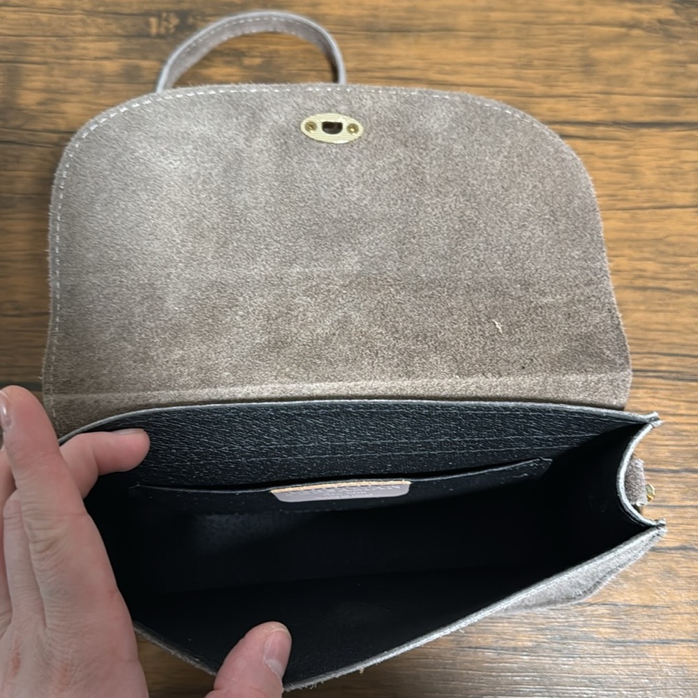 Persaman New York Gray Crossbody Bag - Picture 4 of 10